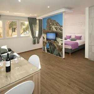 Appartement 4 In, Split